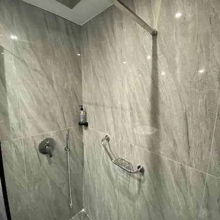 Almira Айя-Триас