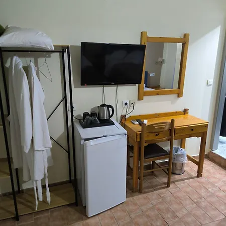 Hotel Almira 2*