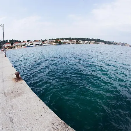 ألميرا فندق