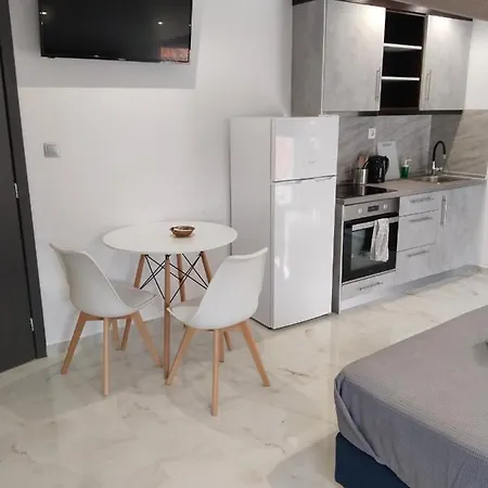 Ξενοδοχείο αλμύρα 2*