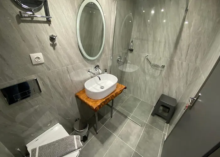 Almira Hotell Agia Trias