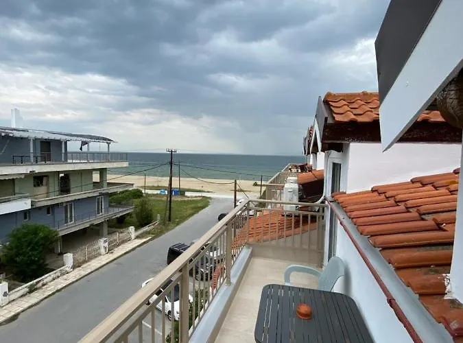 Almira Hotell Agia Trias