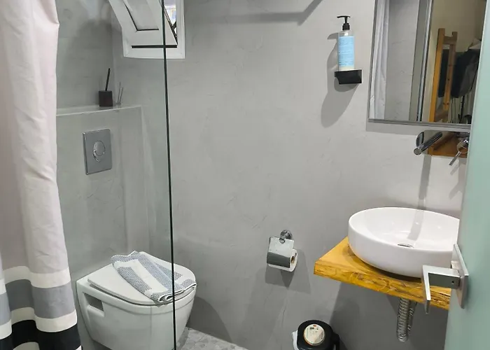 Almira Hotell Agia Trias