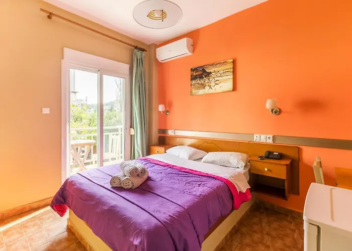 Hotel Almira Agía Triáda